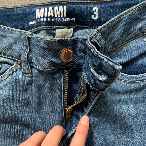 Jeans. - Picture 5 of 5